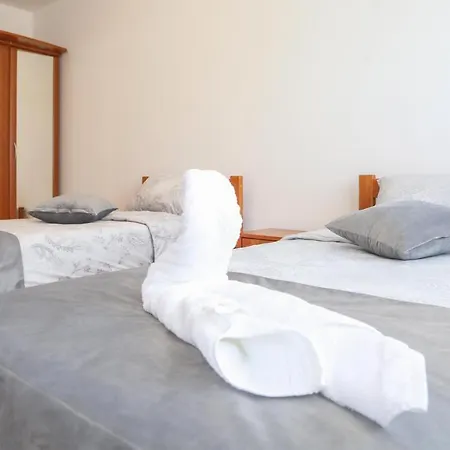 Paradise Apartment *